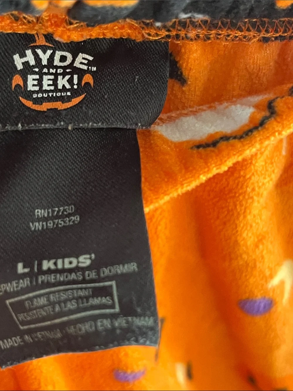 Hide and eek hyde eek